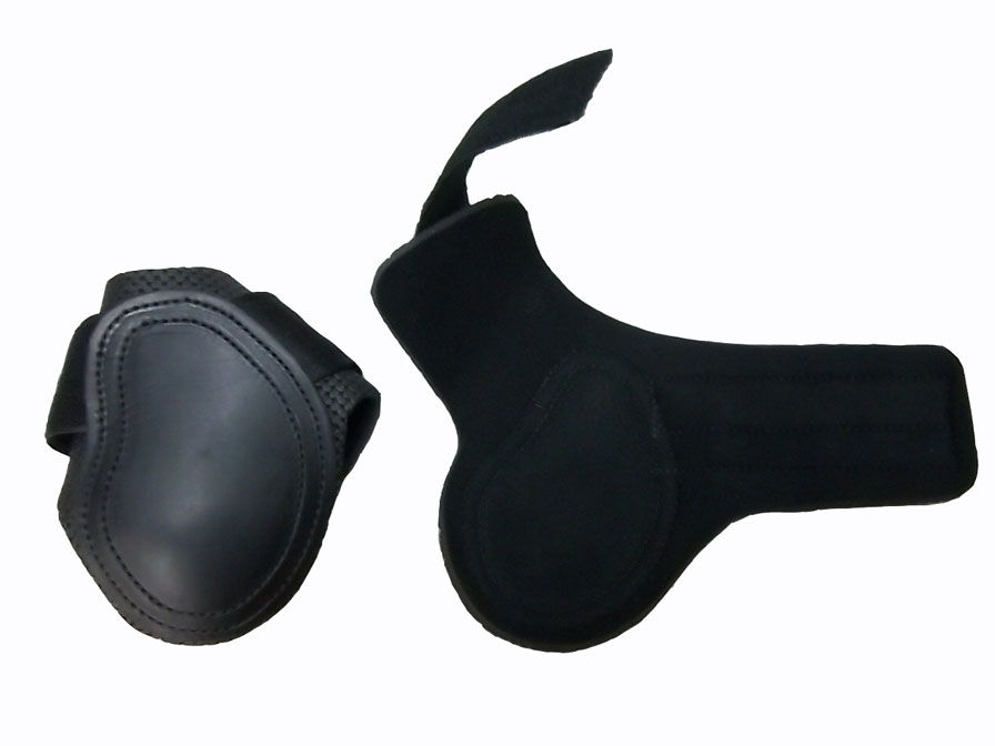 Protège boulet en cuir et velcro